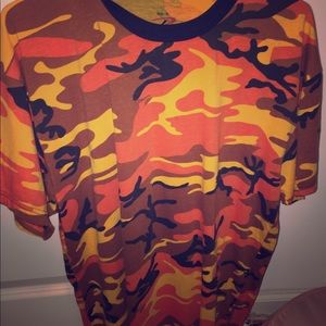 orange camo tee